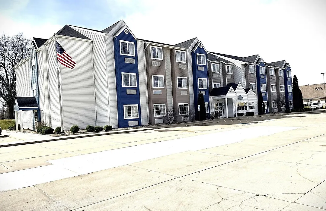 Microtel Inn & Suites By Wyndham Springfield-1