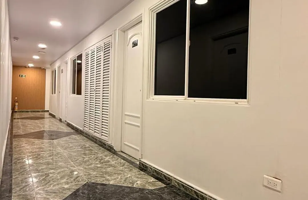 Holiday Sai Hotel-1