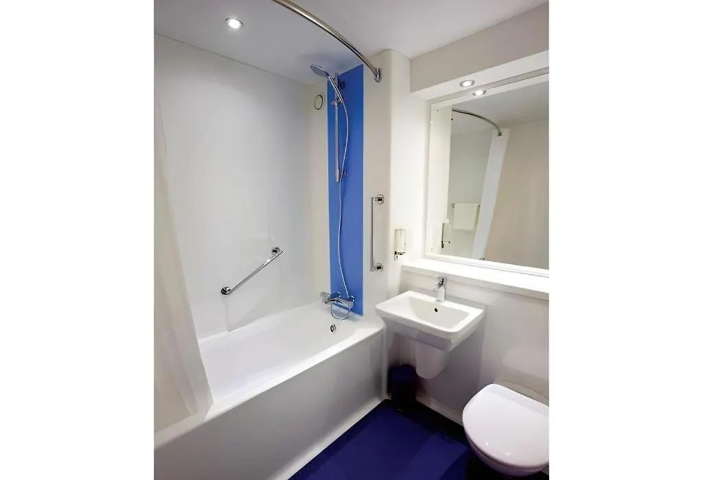 Travelodge London Greenwich High Road-1
