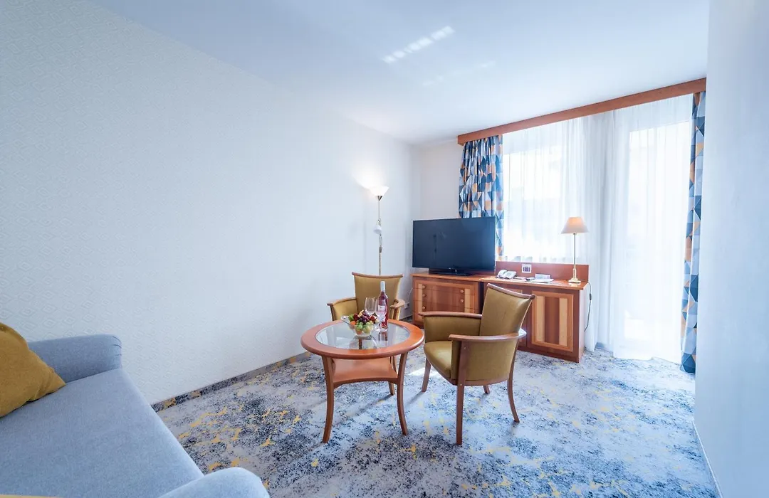 Palace Hotel Heviz-1