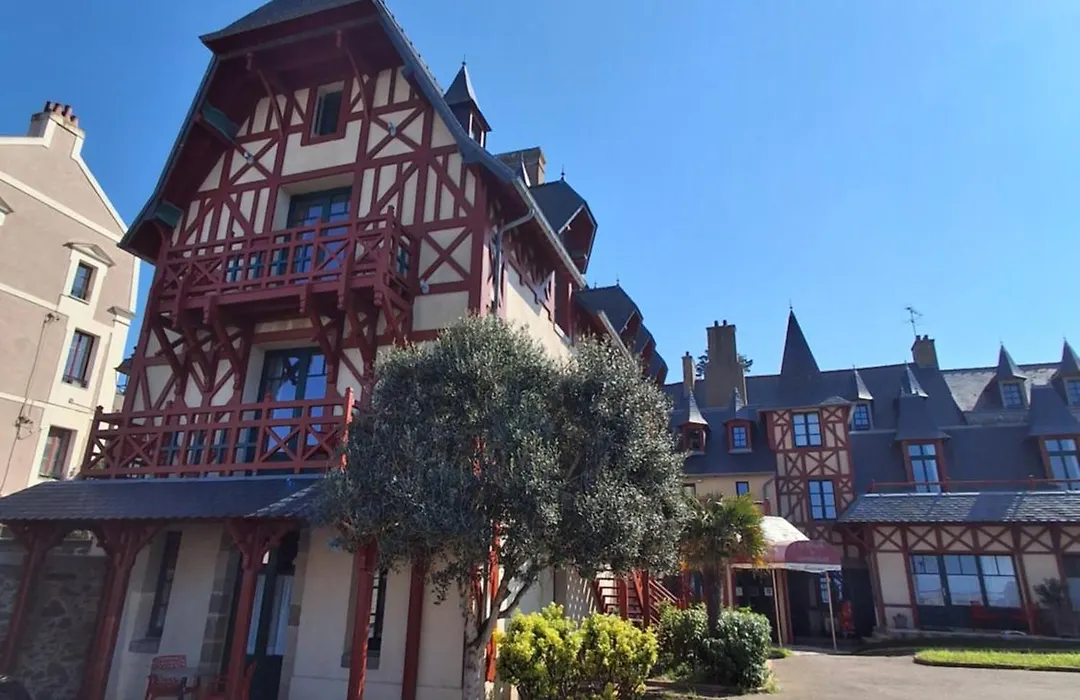 Manoir Du Cunningham-1