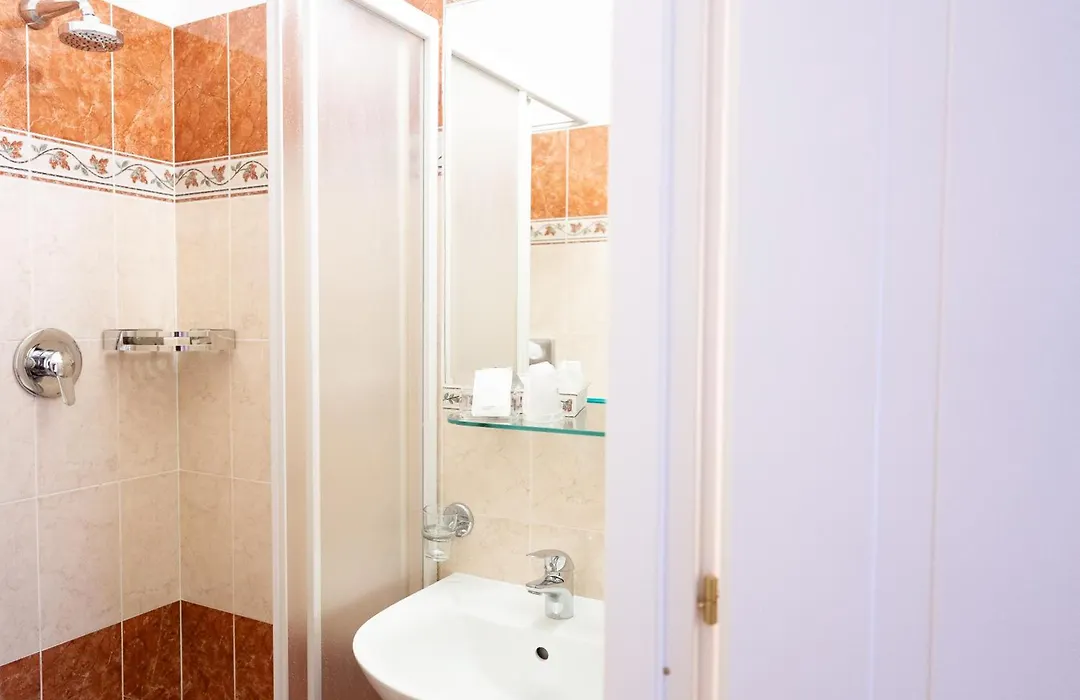 Hotel Romantica-1