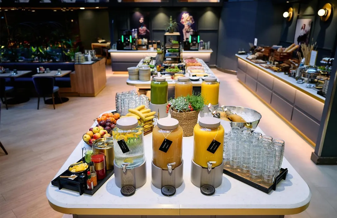 Radisson Blu Royal Viking Hotel, Stockholm, A Verified Net Zero Hotel-1