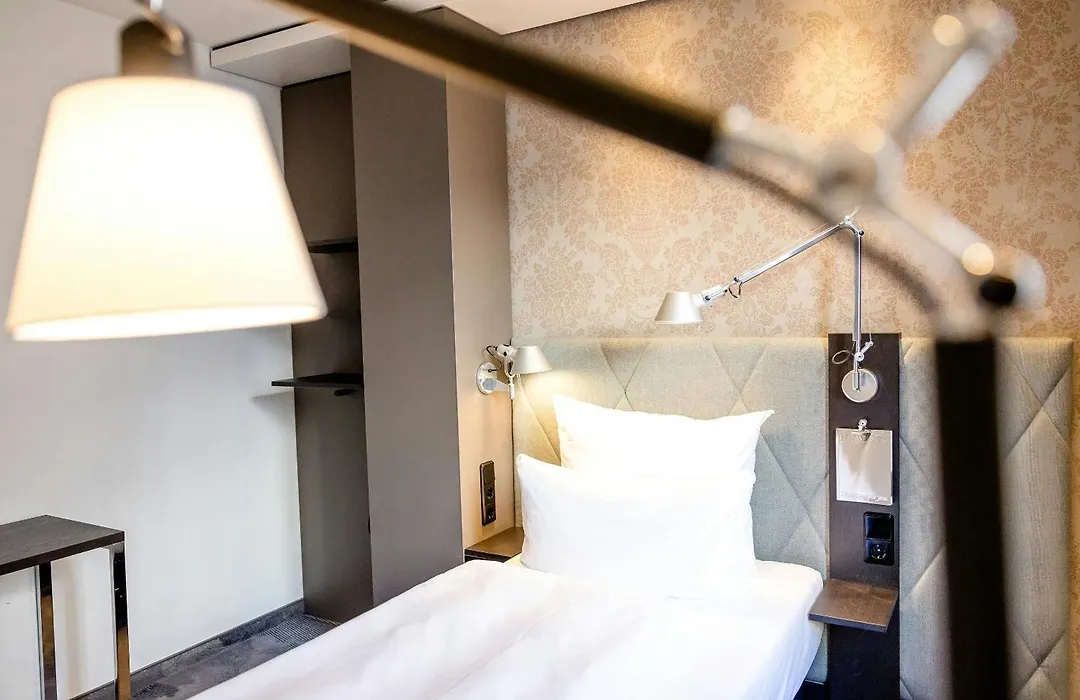 Motel One Muenchen-Sendlinger Tor-1