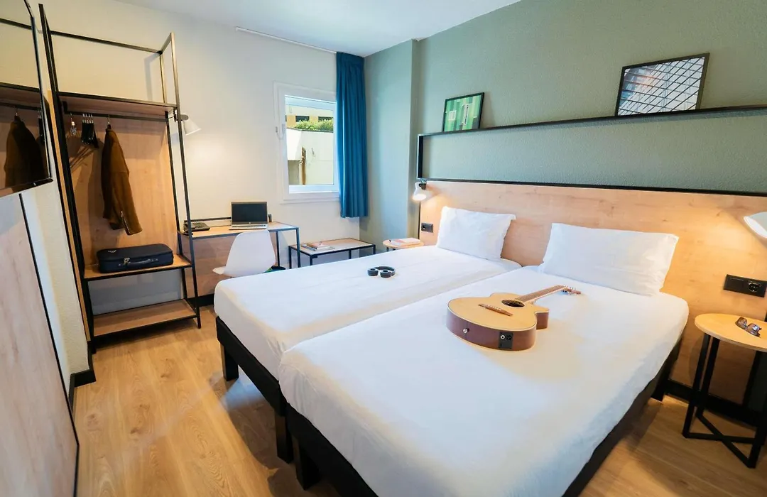 Hotel Ibis Guimaraes-1
