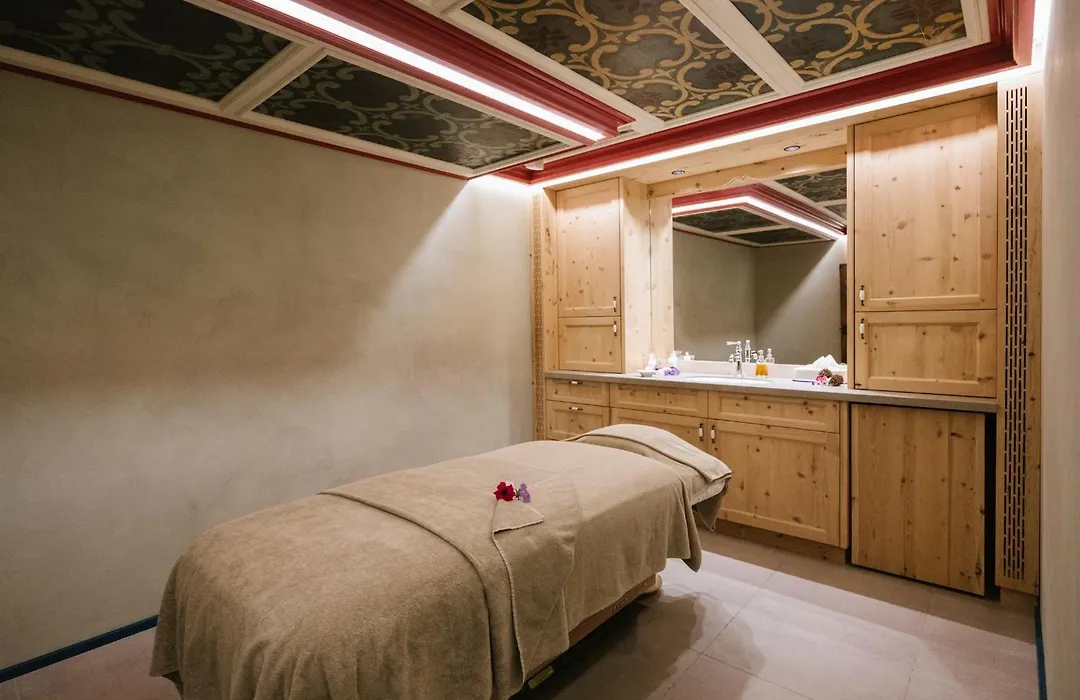Hotel La Perla: The Leading Hotels Of The World-1
