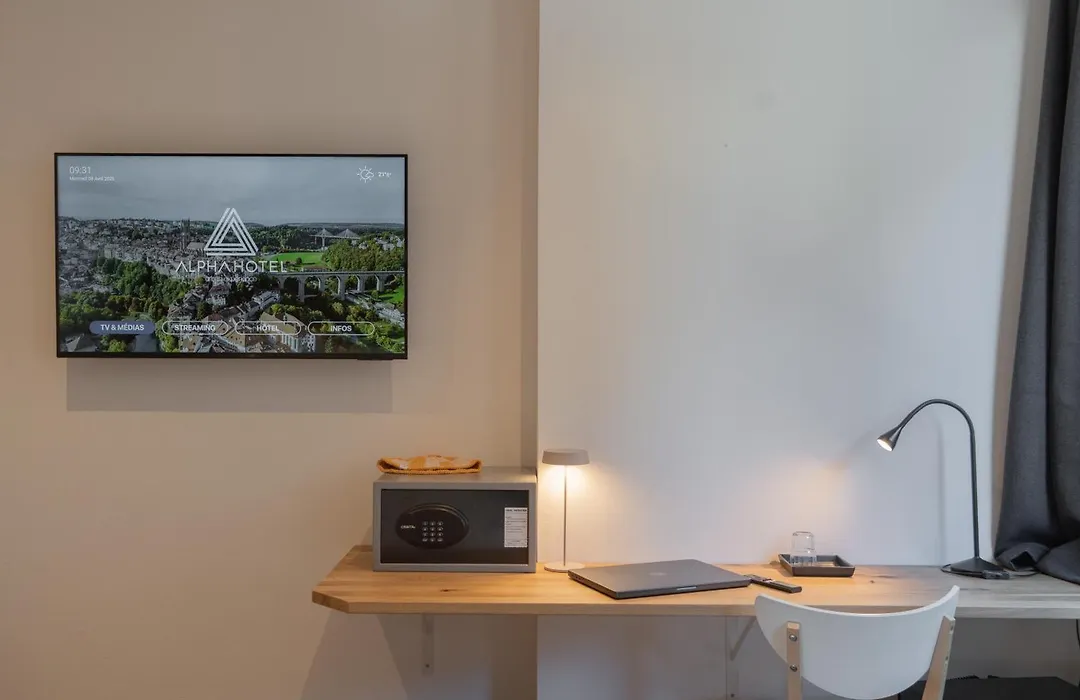 Hotel Alpha-1