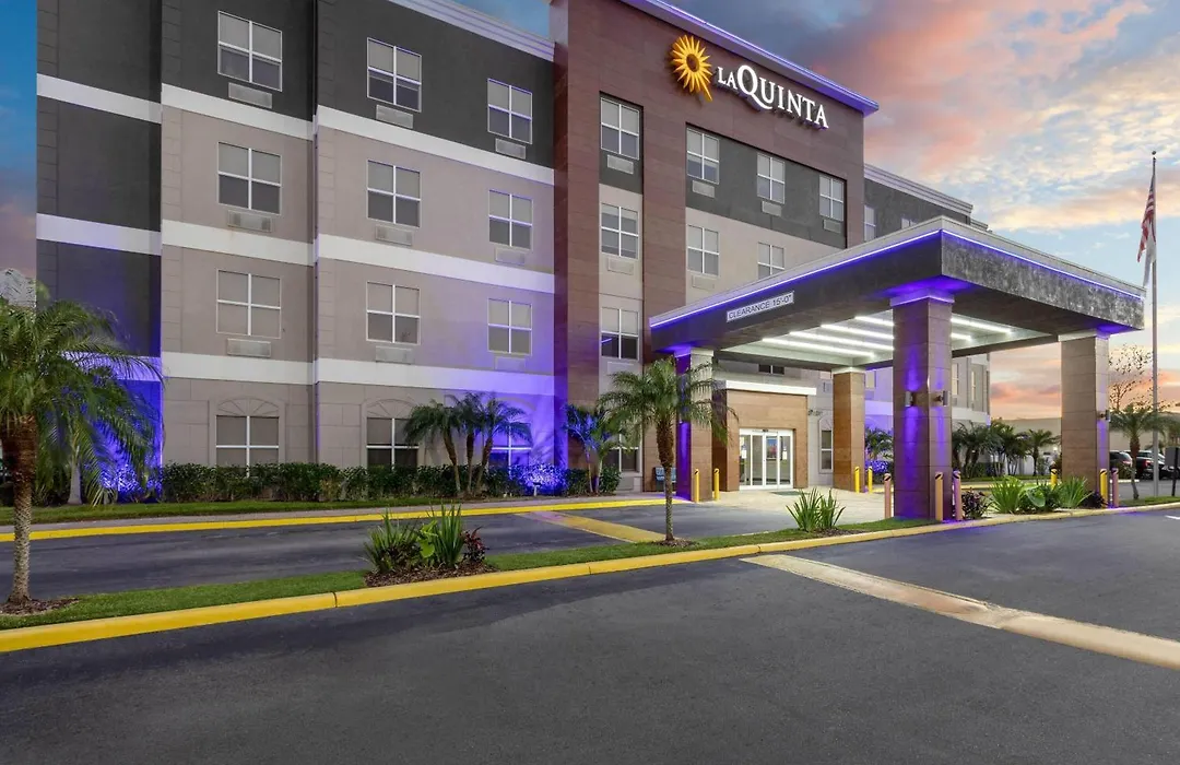 La Quinta By Wyndham Tampa Central-1