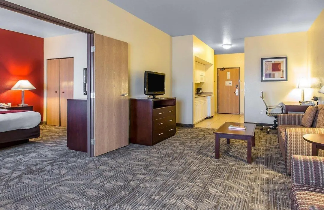 Comfort Suites Palm Desert I-10-1