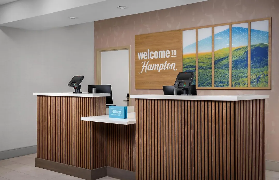 Hampton Inn & Suites Clinton-1
