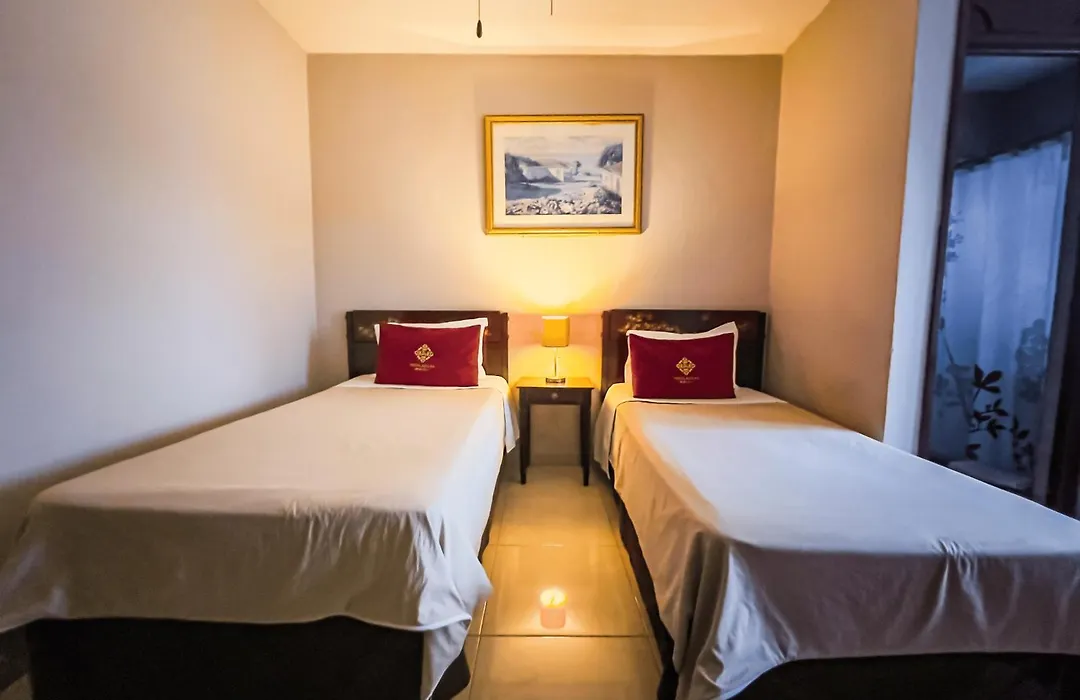 Hotel Aztlan-1