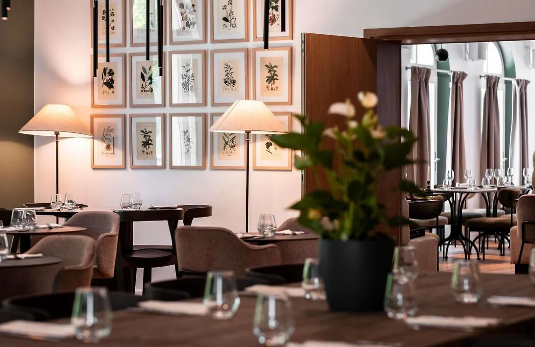 Mercure Maintenon-1