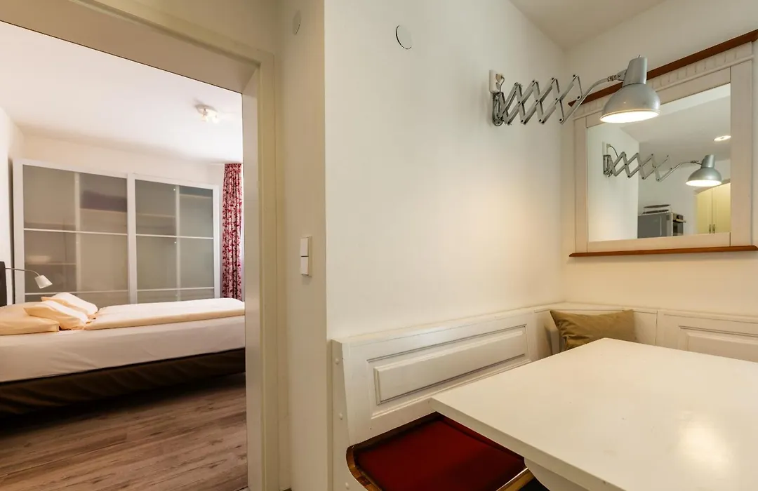 Hotel Azenberg-1