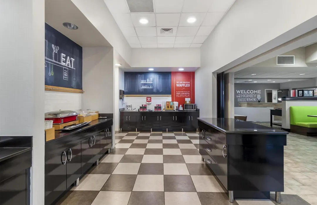 Hampton Inn Birmingham/Leeds-1