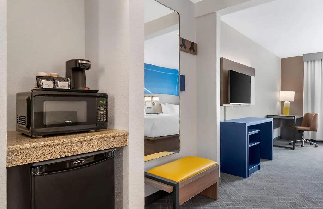 Comfort Inn & Suites Suwanee - Sugarloaf-1