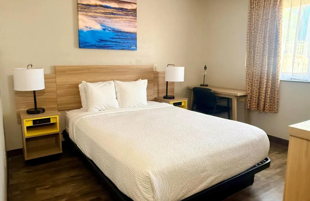Days Inn By Wyndham Jacksonville Orange Park Near Nas Jax-1