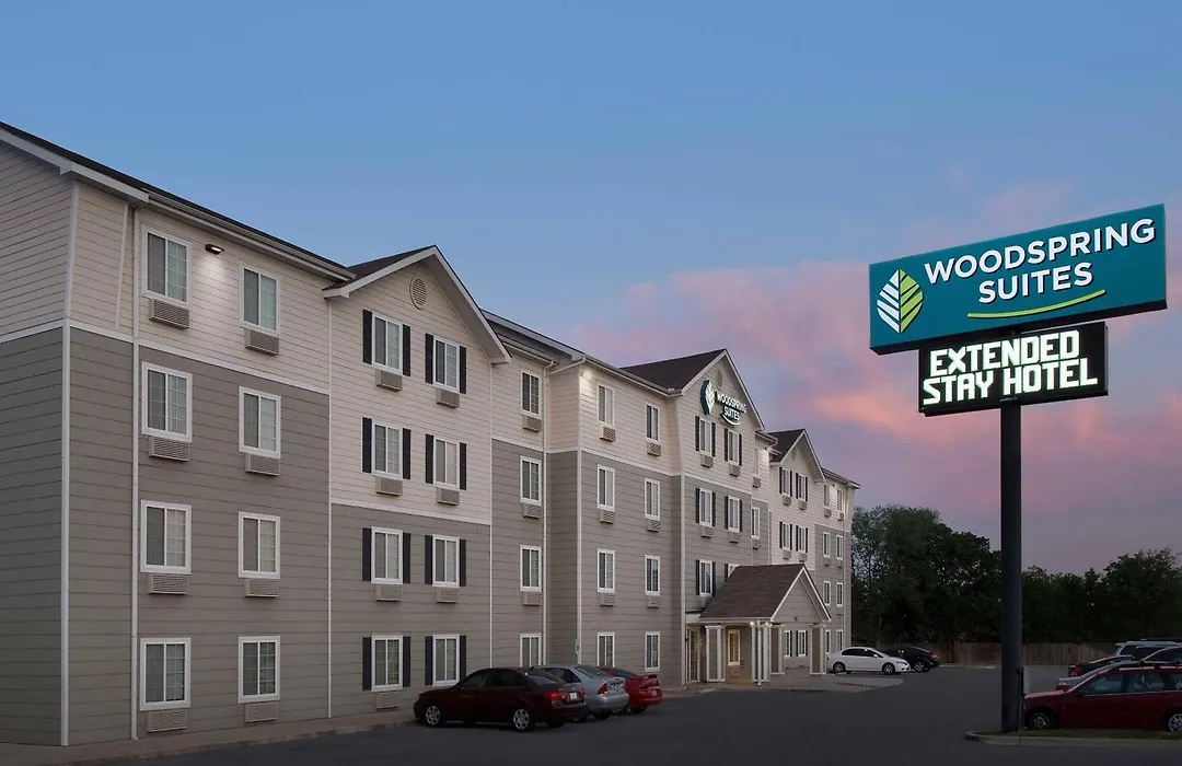 Woodspring Suites Killeen-1