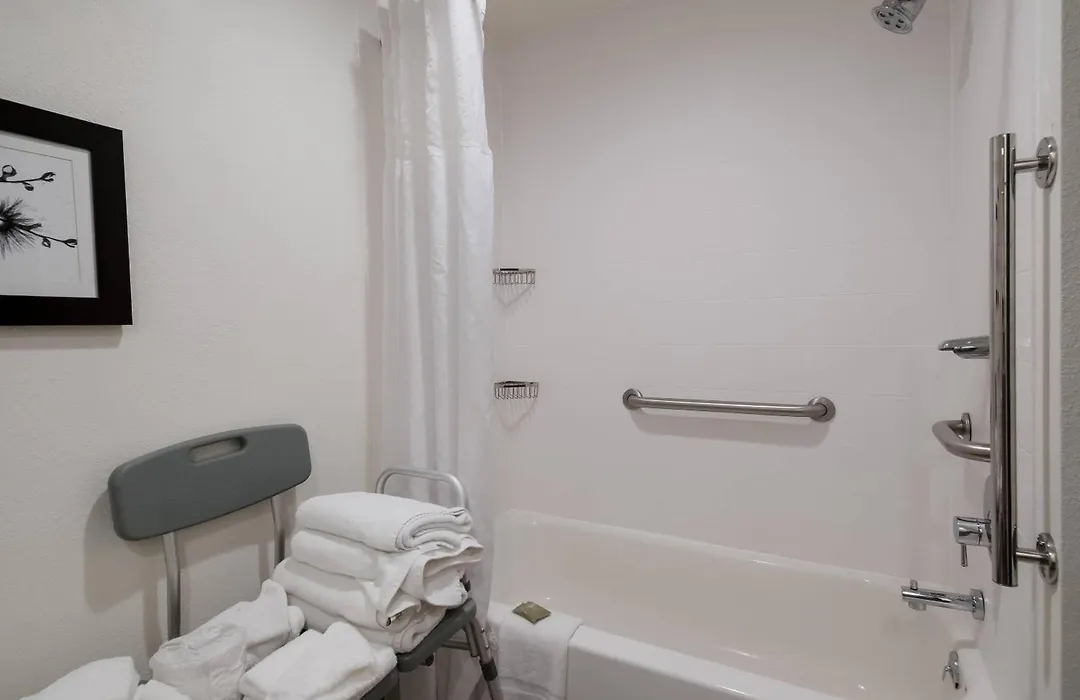 Country Inn & Suites By Radisson, Harrisburg Northeast - Hershey-1