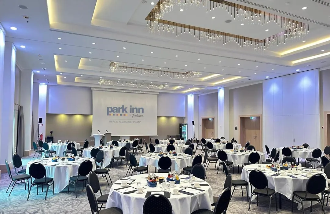 Park Inn By Radisson Berlin Alexanderplatz-1
