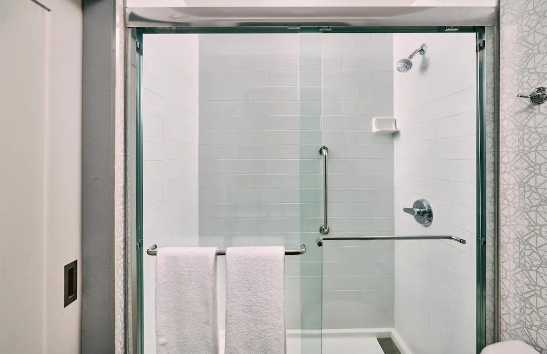 Hampton Inn Anchorage-1