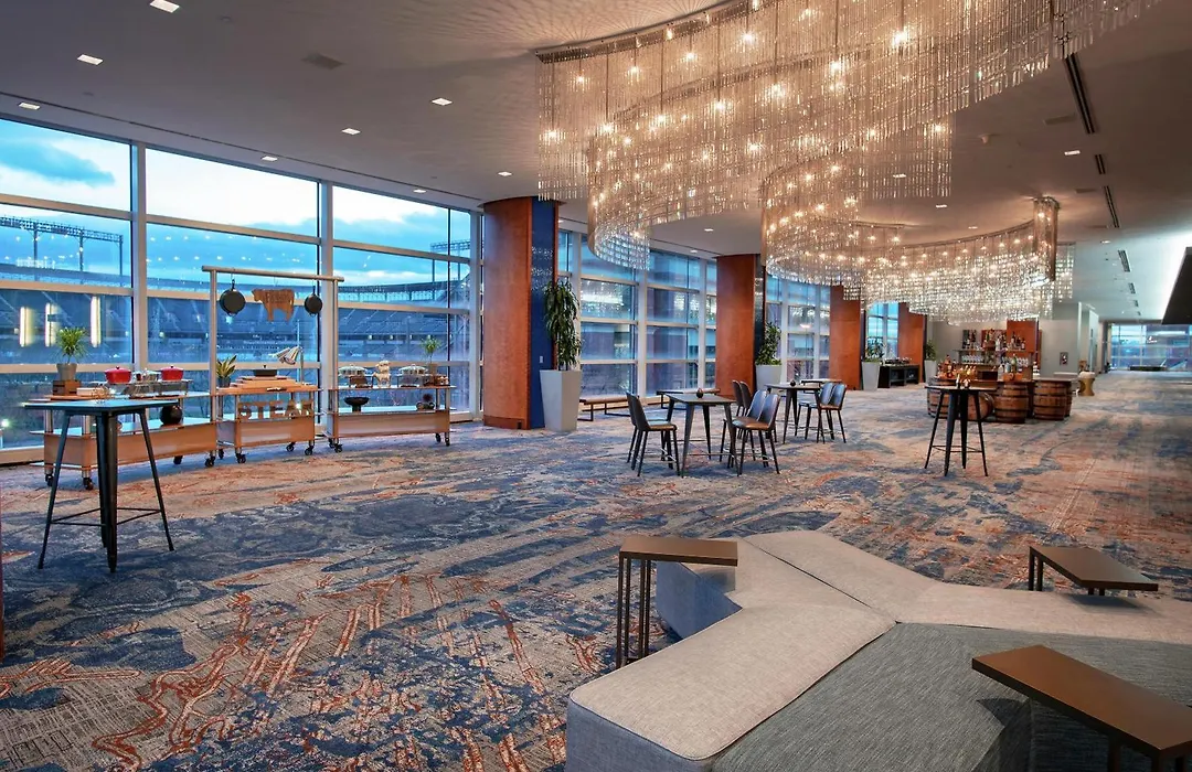 Hilton Baltimore Inner Harbor-1