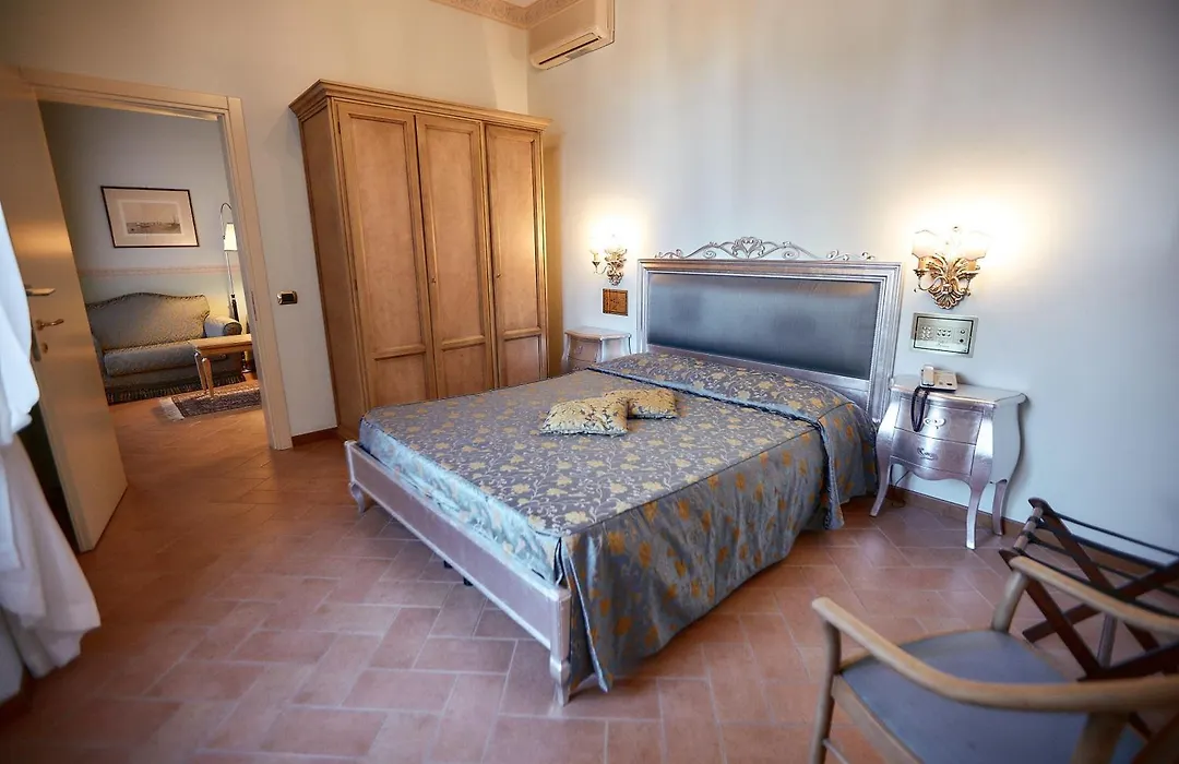 Hotel Villa Il Patriarca-1
