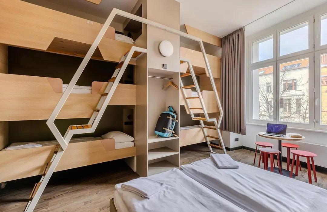 Meininger Hotel Berlin Mitte-1