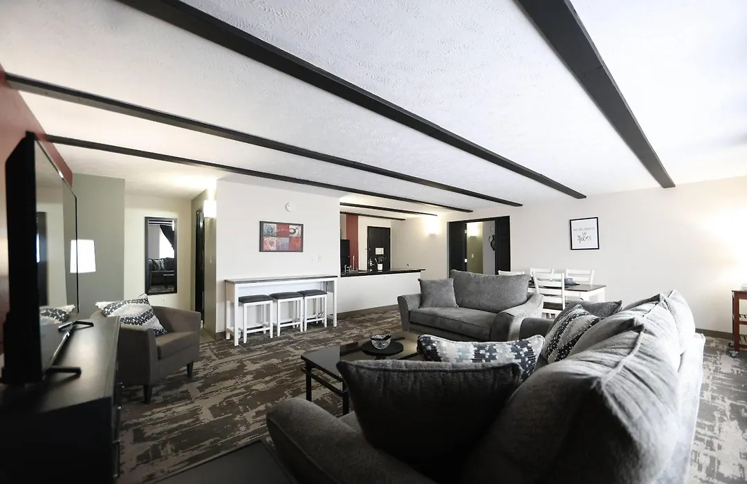 Quality Inn & Suites Mattoon South-1