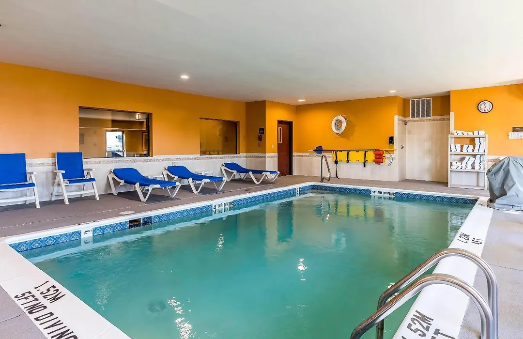 Comfort Suites Fort Wayne North-1
