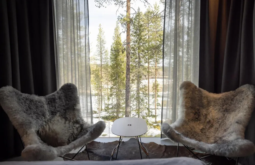 Arctic Treehouse Hotel-1