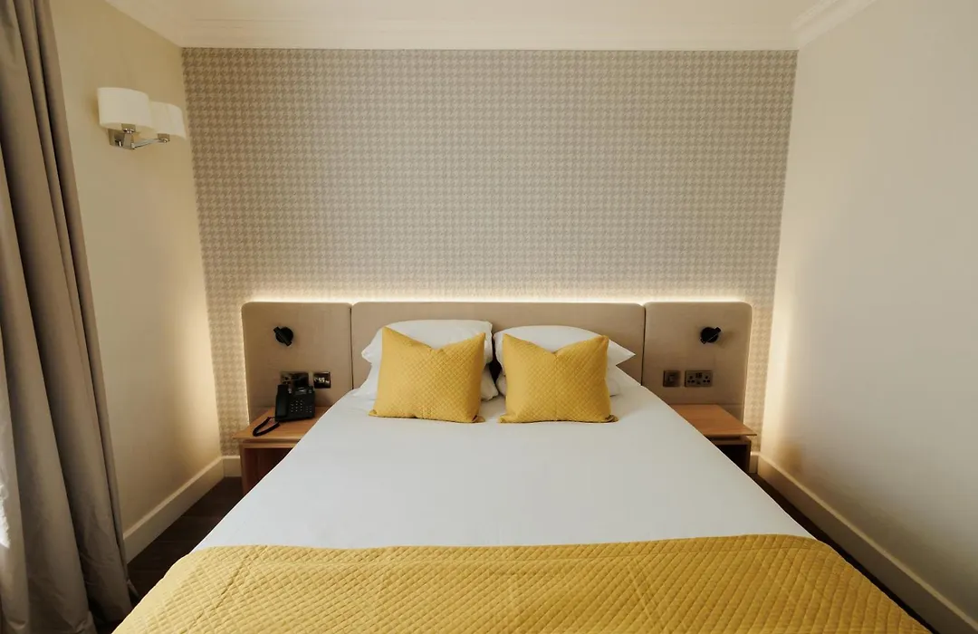 Brandon Hall Hotel & Spa Warwickshire-1
