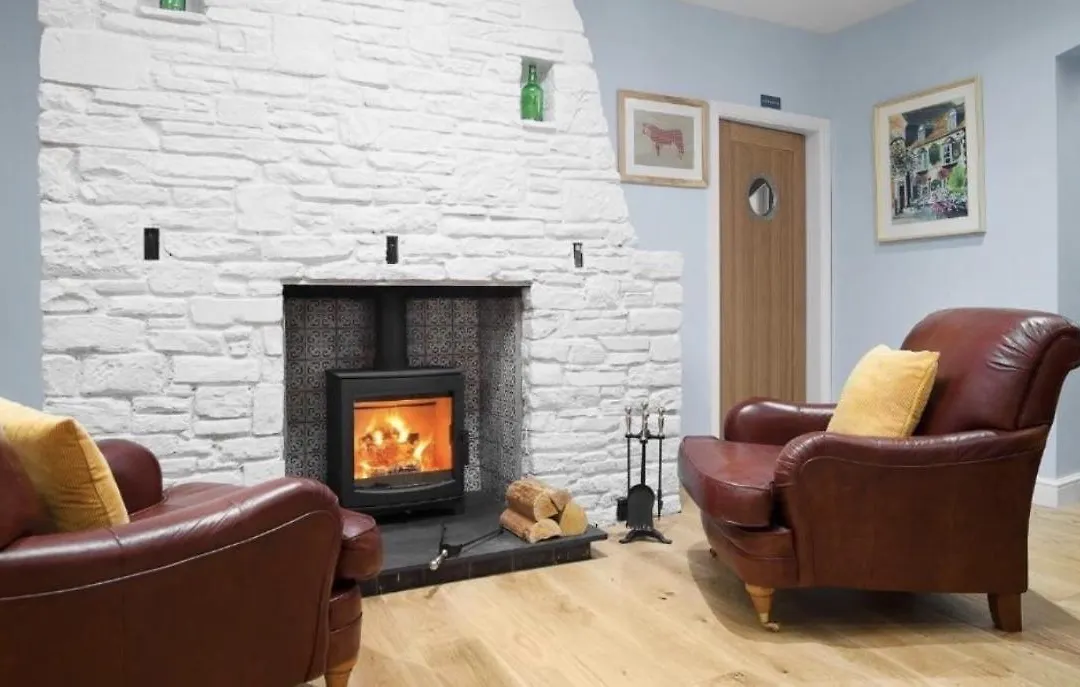The Swan Inn, Letton, Near Hay On Wye-1