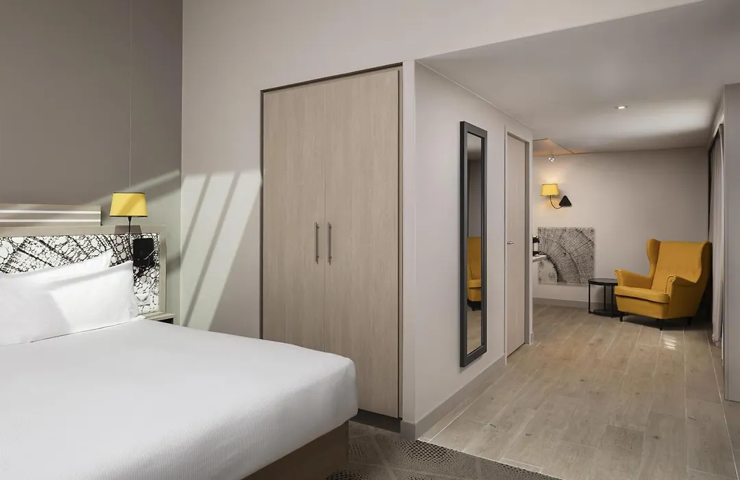 Hilton Garden Inn Paris La Villette-1