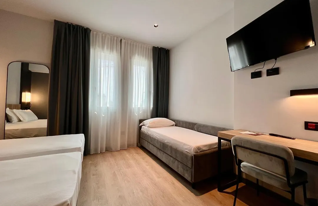 Hotel Leonessa-1