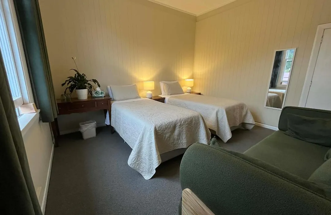 Nourish Reefton & Wilsons Hotel-1