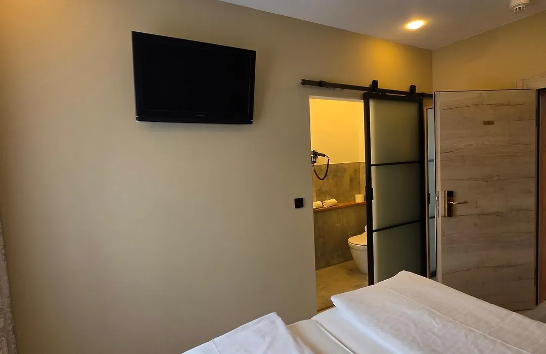 Hotel Rothenburger Hof-1