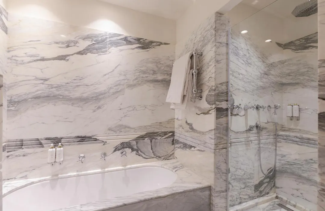 Hotel Regency - Small Luxury Hotels Of The World-1