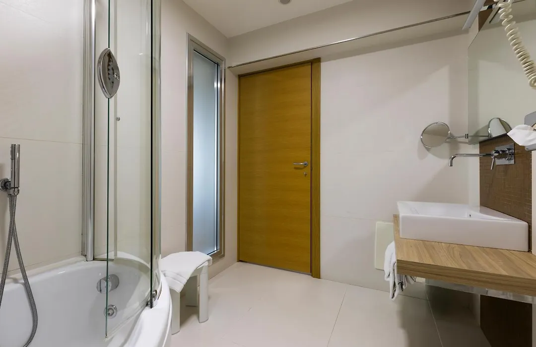 Hotel Royal Caserta-1