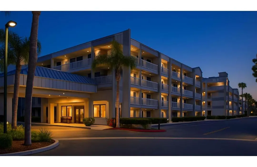 Motel 6-Anaheim, Ca - Maingate-1