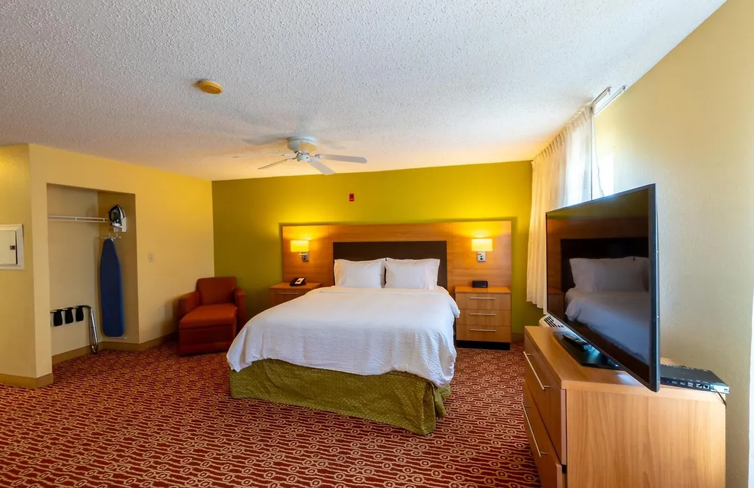 Candlewood Suites Bedford - Fort Worth By Ihg-1