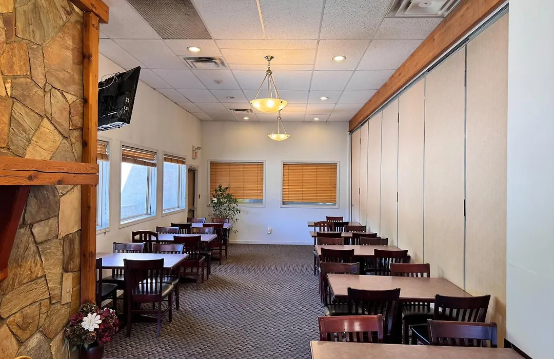 Super 8 By Wyndham Castlegar Bc-1