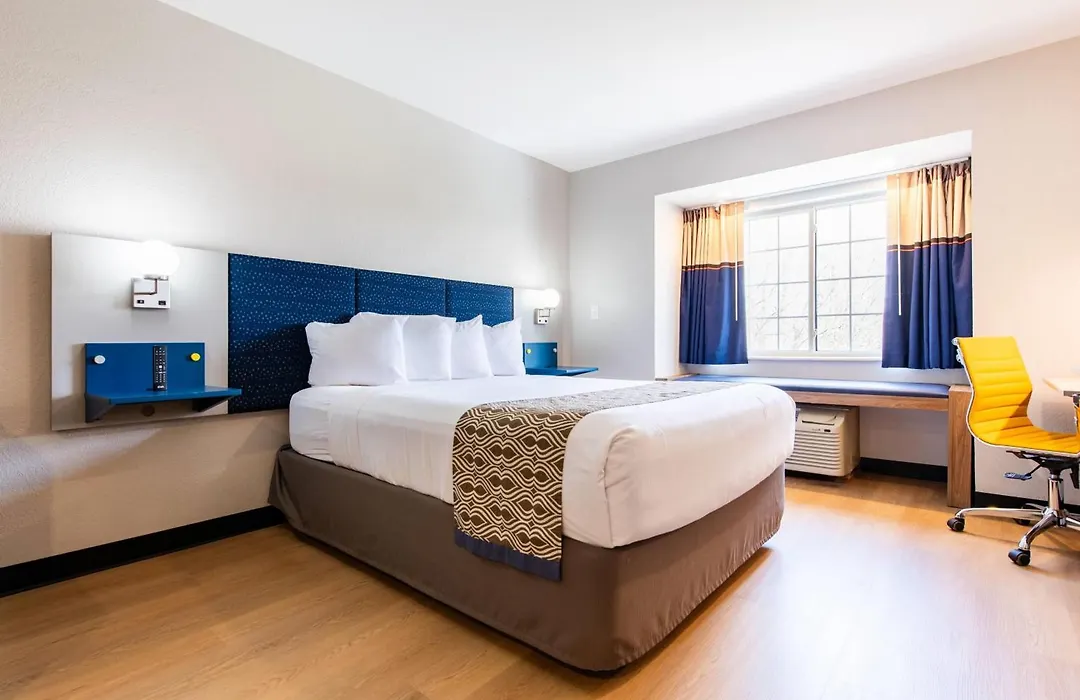 Microtel Inn & Suites By Wyndham London-1