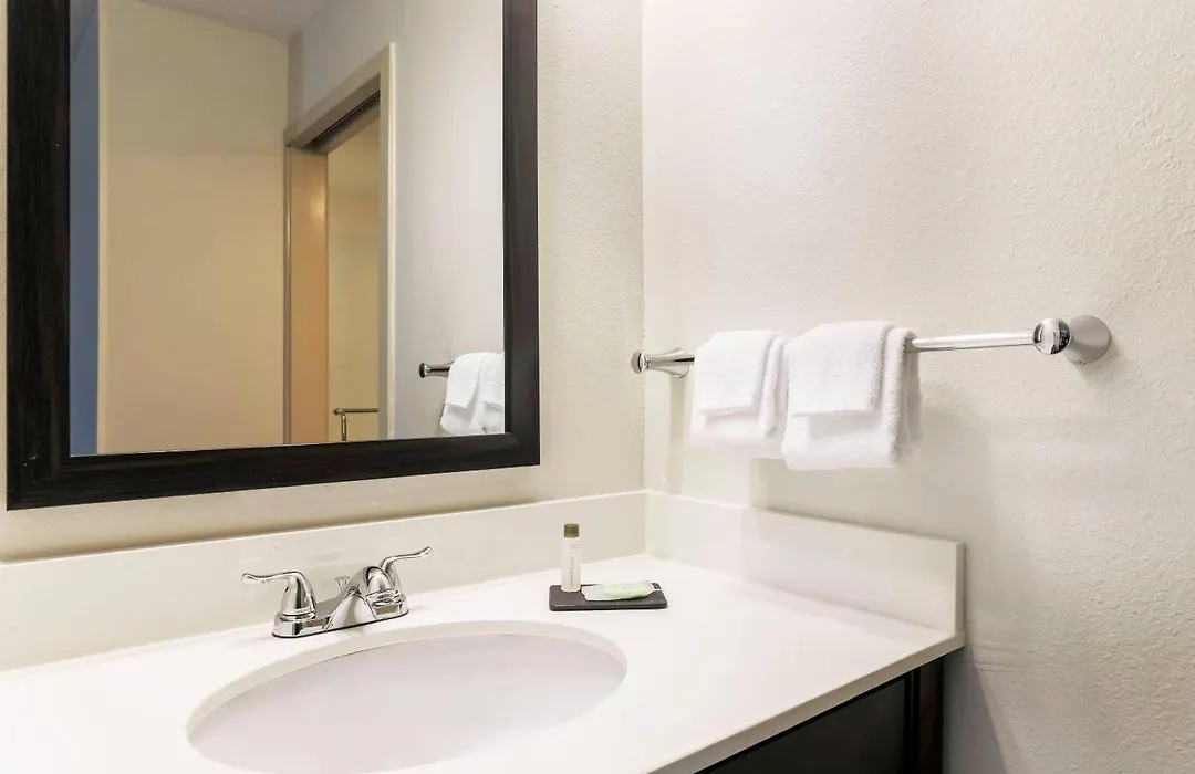 Sleep Inn Midway Airport-1