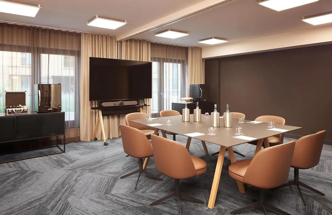 Adina Apartment Hotel Dusseldorf-1