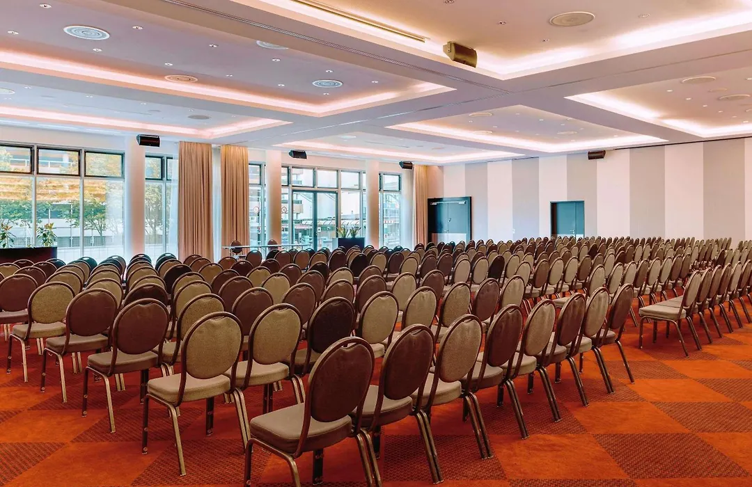 Moevenpick Hotel Stuttgart Airport-1