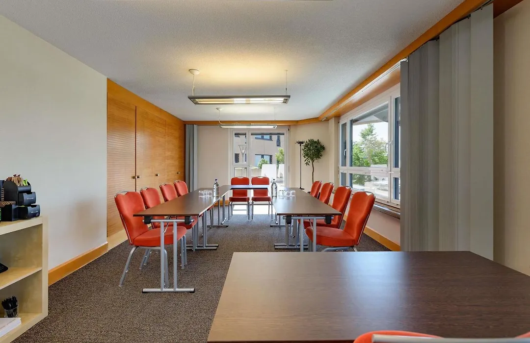 Moevenpick Hotel Lausanne-1