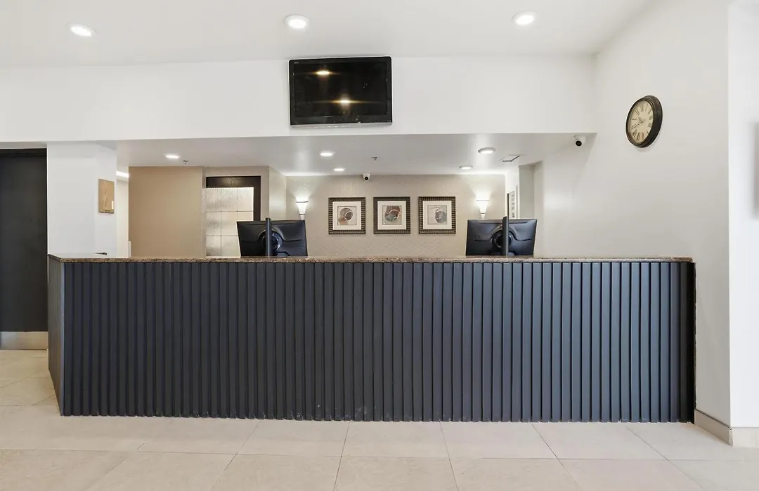 Seven Oaks Hotel Regina, Surestay Collection By Best Western-1