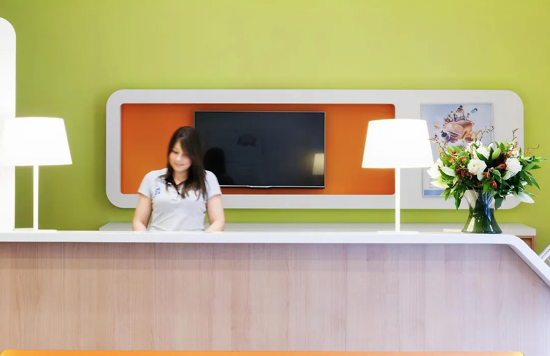 Ibis Budget Antwerpen Centraal Station-1