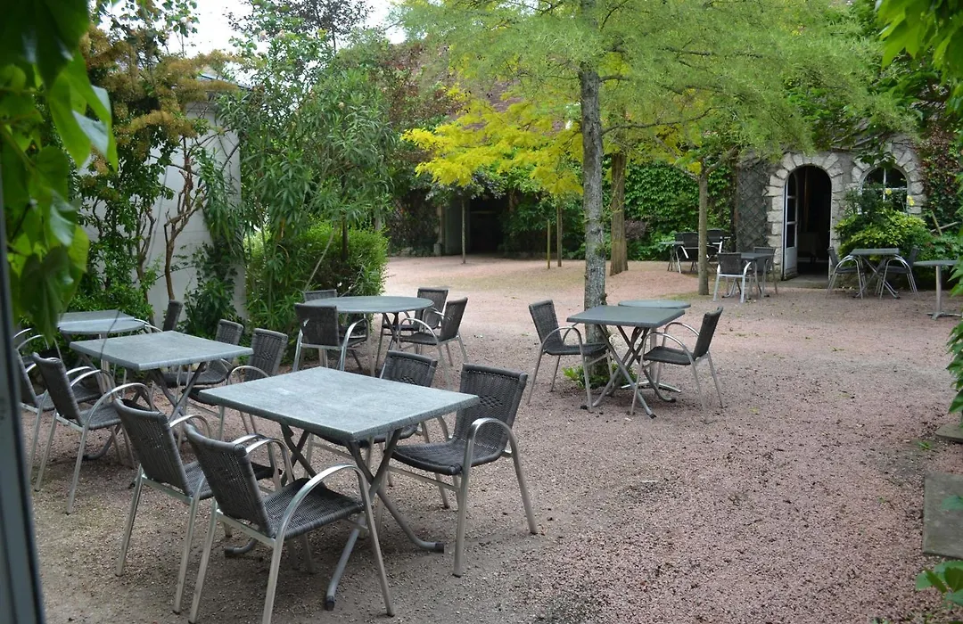 Logis Hotel Saint-Joseph-1