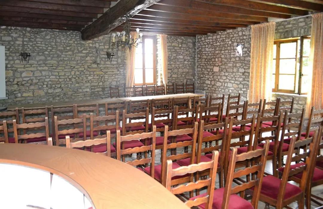 Logis Hotel Saint-Joseph-1